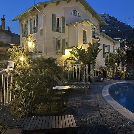 La Villa Roseraie , Hotel Familial Ouvert Toute L Annee Vence Exterior photo