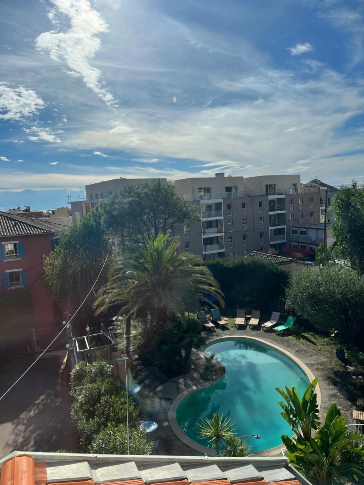 La Villa Roseraie , Hotel Familial Ouvert Toute L Annee Vence Exterior photo