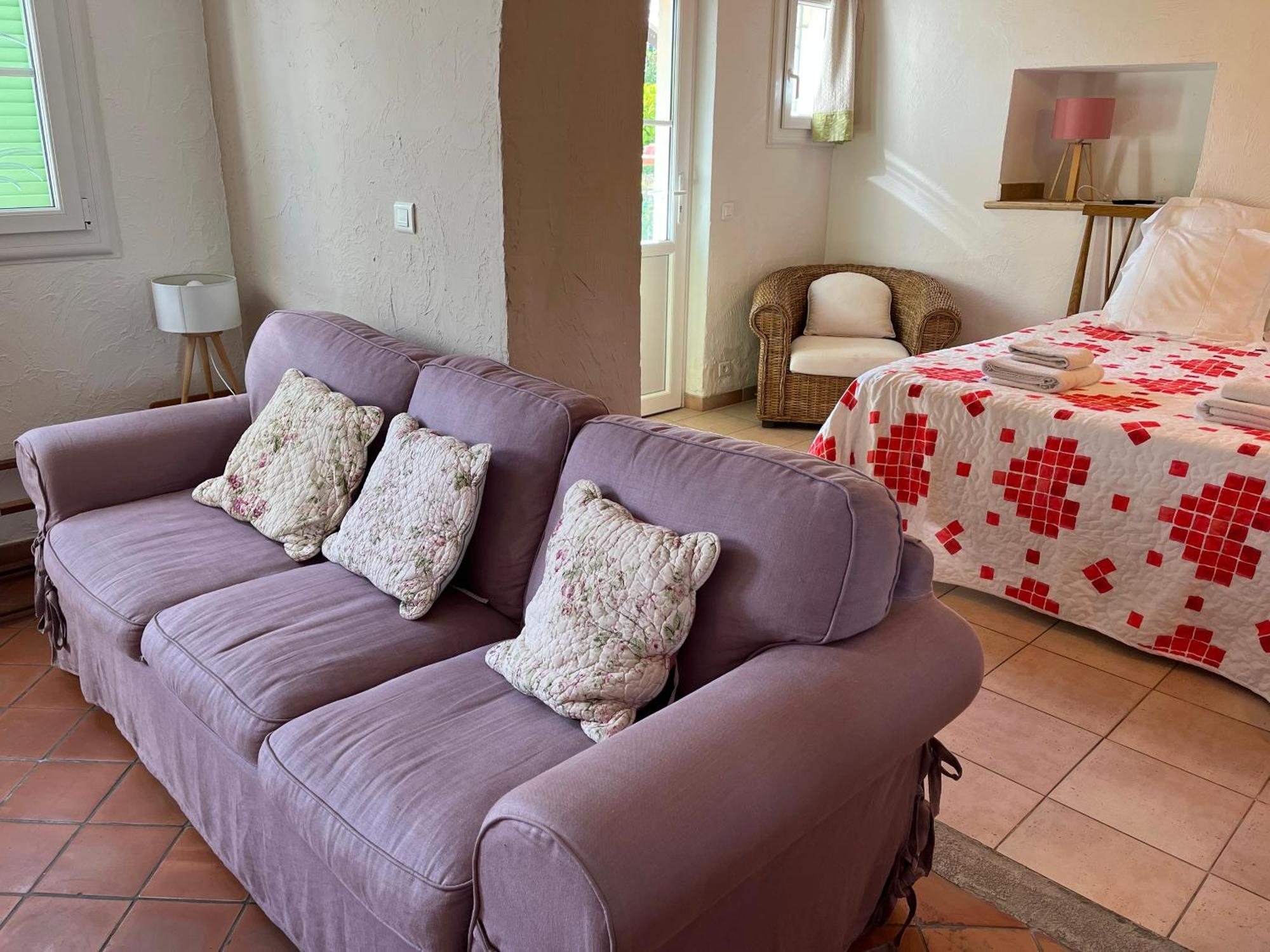 La Villa Roseraie , Hotel Familial Ouvert Toute L Annee Vence Exterior photo