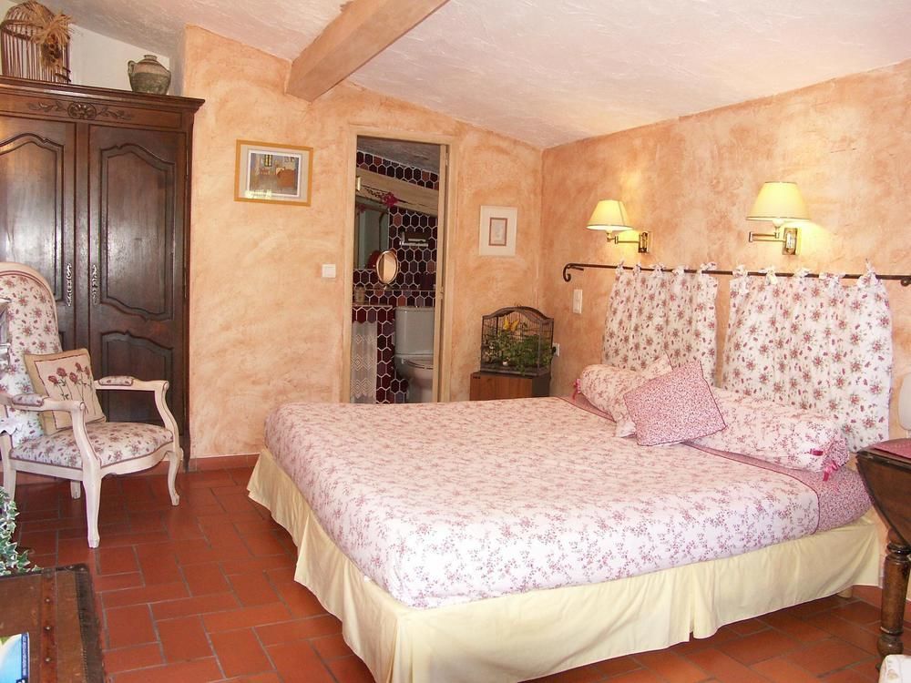 La Villa Roseraie , Hotel Familial Ouvert Toute L Annee Vence Exterior photo